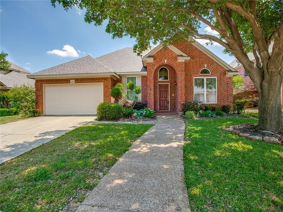 1st image of 2304 Cedarwood Dr