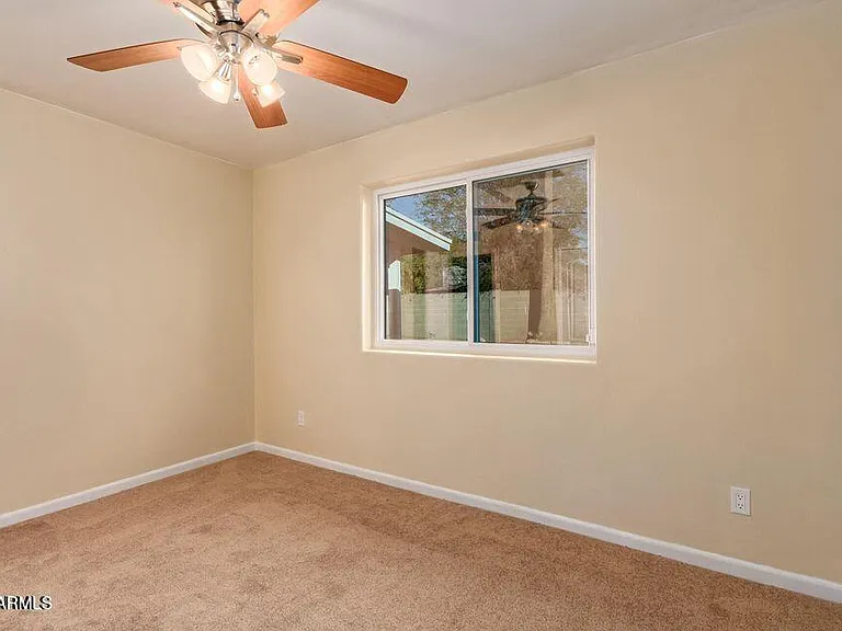 2705 W Summit Pl — Photo 9