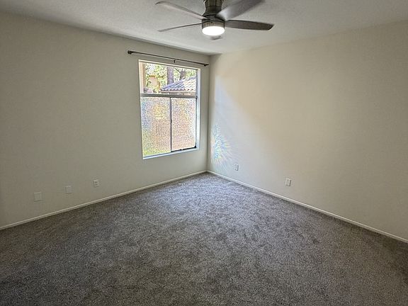2nd image of 19431 Rue De Valore APT 33F