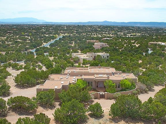 2nd image of 3173 Vista Sandia