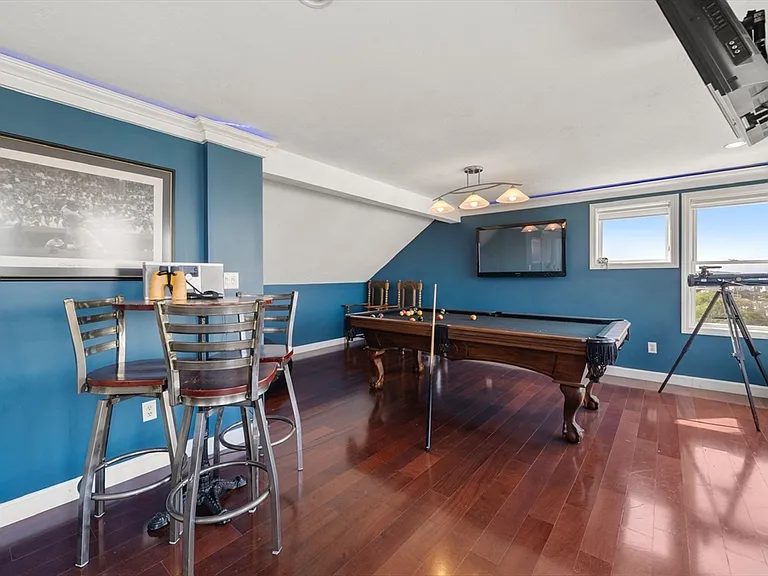 11 Kevin Ave — Photo 34