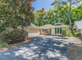 661 S Reeve Rd, Saint Helena Island, SC 29920