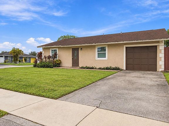3rd image of 8120 SW 5th Ct