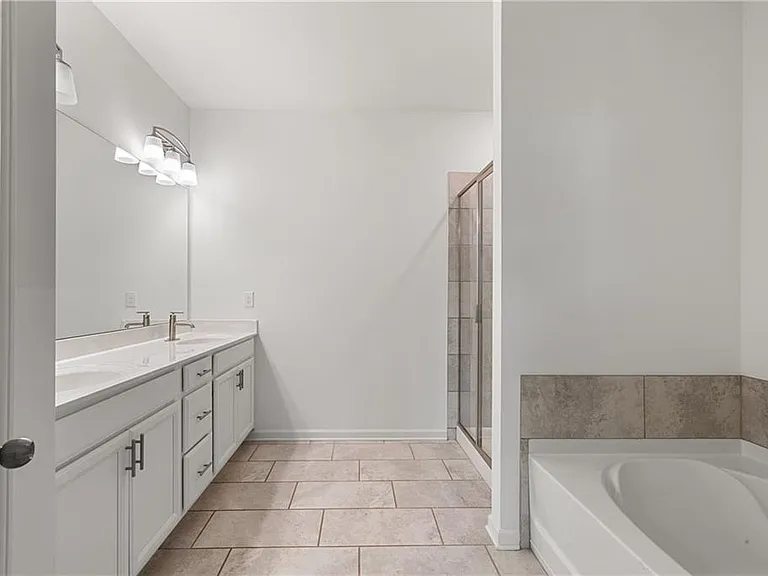 307 Danville Ave — Photo 18