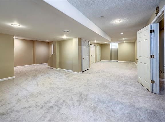 3rd image of 9809 W 131st Ter