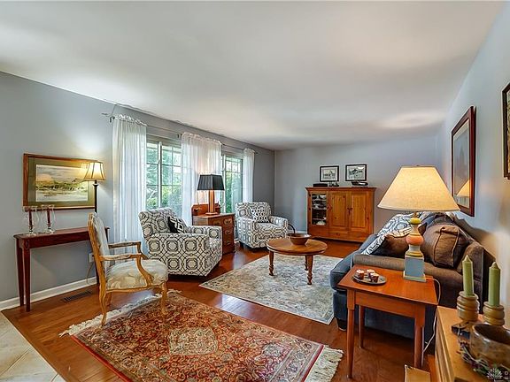 5th image of 2305 Wrenside Ln