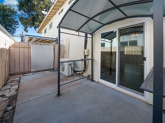 4th image of 808 B St APT 3
