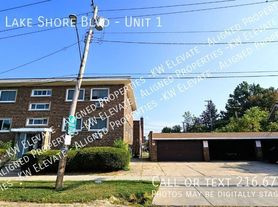 17802 Lake Shore Blvd, Cleveland, OH