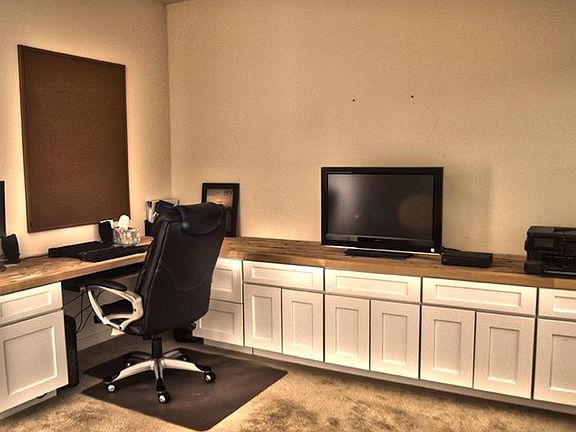4th image of 258 Strawberry Cir