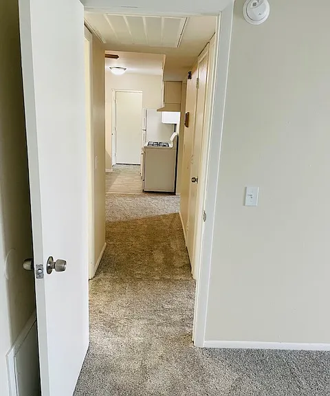 Cambridge Woods Apartments — Photo 23