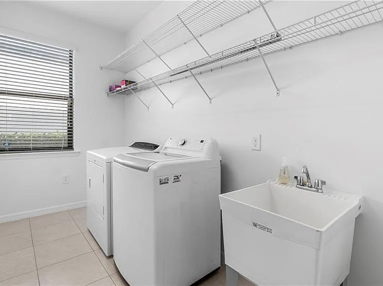 11195 Saint Roman Way — Photo 20
