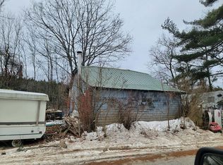 71 N Bennington Rd, Bennington, NH 03442