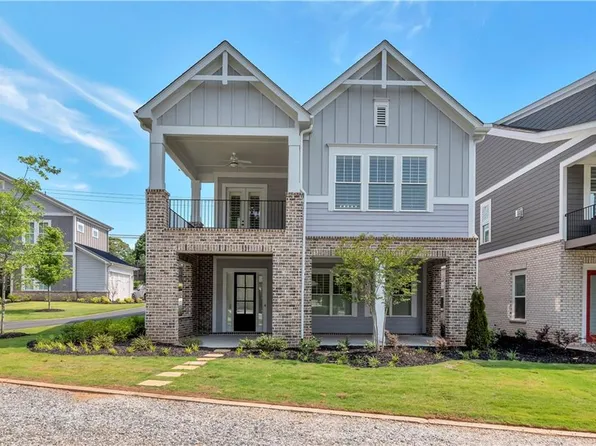 5619 Vineyard Park Trl, Norcross, GA 30071