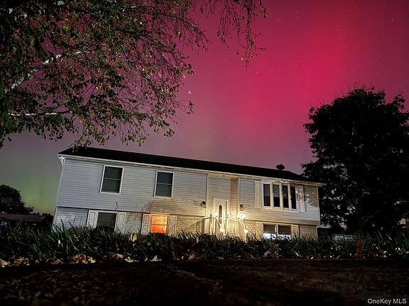 3rd image of 33 Lincoln Circle