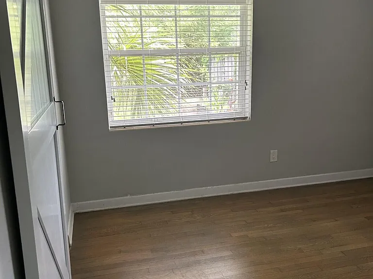 2449 Jose Cir N — Photo 10