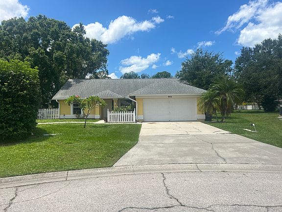 2nd image of 906 70th Dr E