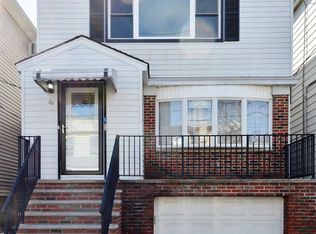 28 E 36th St #2, Bayonne, NJ 07002