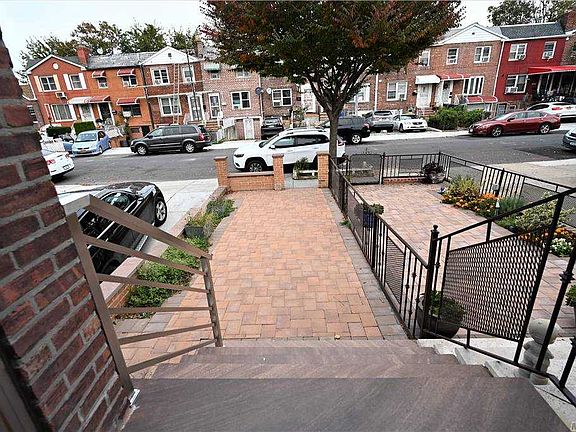 2nd image of 2428 92nd St