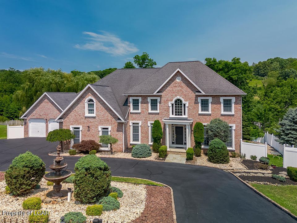 1st image of 41 Somerfields Dr
