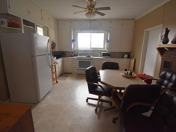 5th image of 1608 S County Road 1230 E