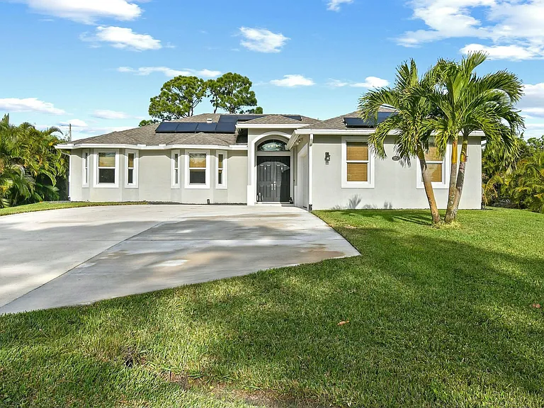 3214 SW Constellation Rd — Photo 4