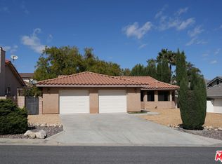 17750 Rancho Bonita Rd, Victorville, CA 92395