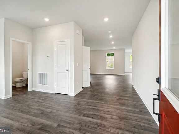 2nd image of 10018 Selkie Ln