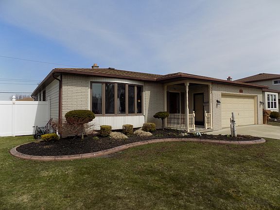 2nd image of 60 Denise Dr