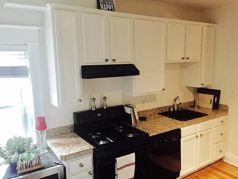 1362 N Marion St #1 — Photo 10