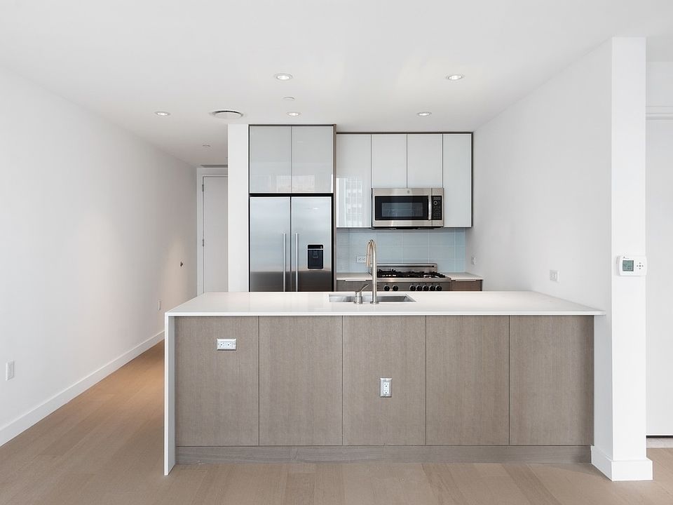 1st image of 242 W 53rd St APT 43C