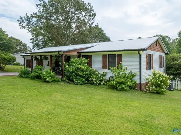 84 Hickory Ln, Jacksonville, AL 36265