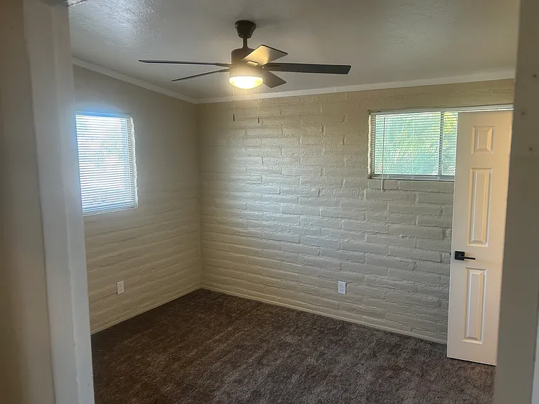 1148 S Lehigh Dr — Photo 6