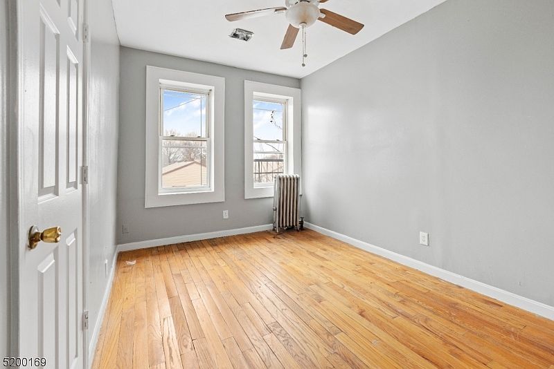 1st image of 839-841 S 19th St #14