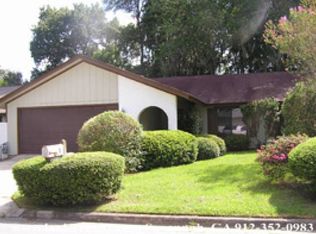 5 Saint Moritz Ct, Savannah, GA 31419