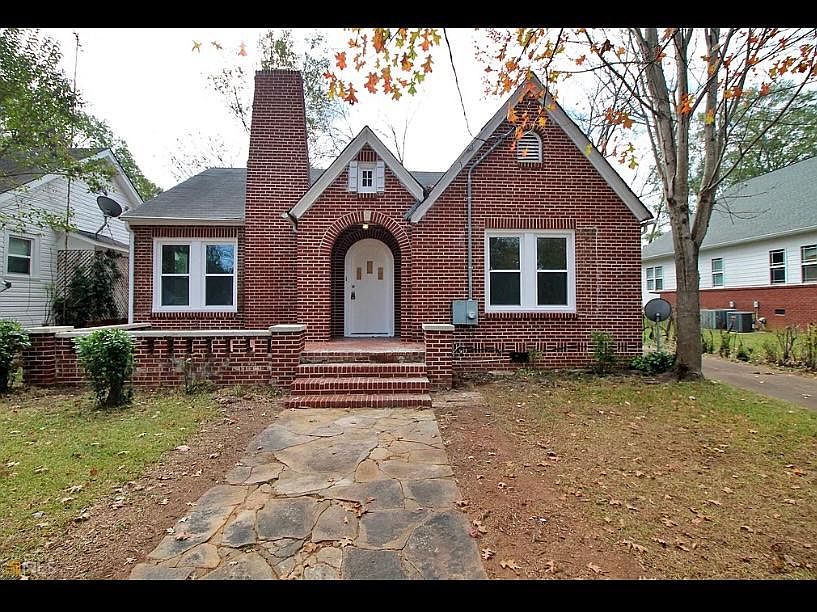 1st image of 720 W Solomon St