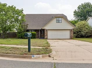 504 Rolling Hills Ter, Edmond, OK 73012