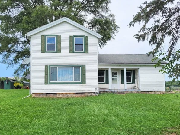 11008 Bair Lake St, Jones, MI 49061