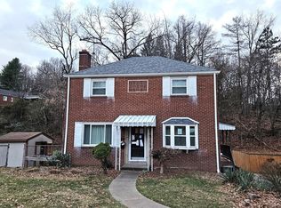 110 Logan Rd, Bethel Park, PA 15102