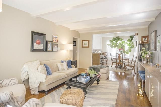 1st image of 12827 Kling St #3