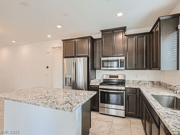 4th image of 965 Nevada State Dr #26201