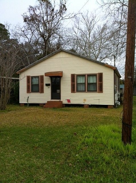 1st image of 717 Dora St