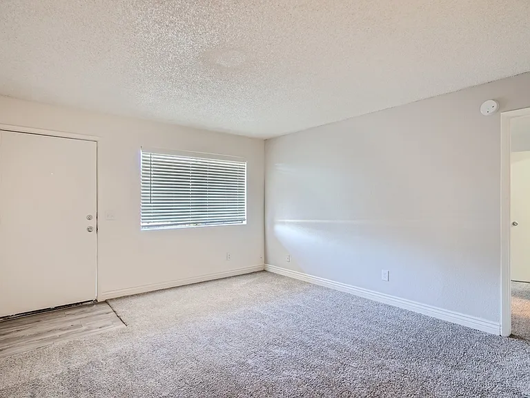 Rise Desert West — Photo 53