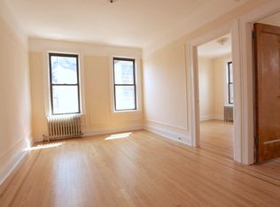 23-54 31st Rd #3R, Astoria, NY 11106