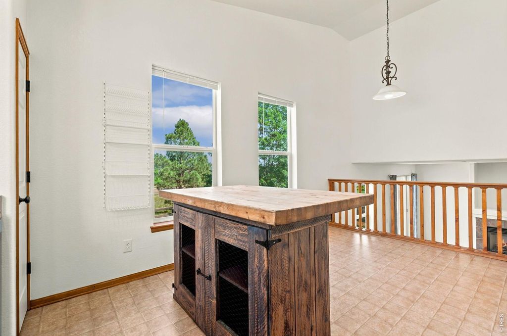 2808 Outrigger Way