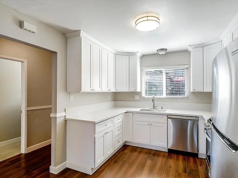835 Palomino Dr #2 — Photo 6