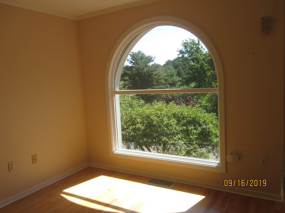 1st image of 240 Kenrick St #240