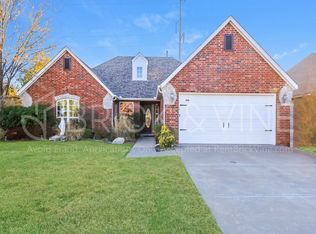 1701 W Durham St S, Broken Arrow, OK 74011