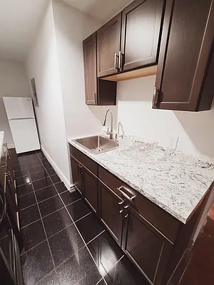 Rented by Beekman Real Estate Investment Management | media 8