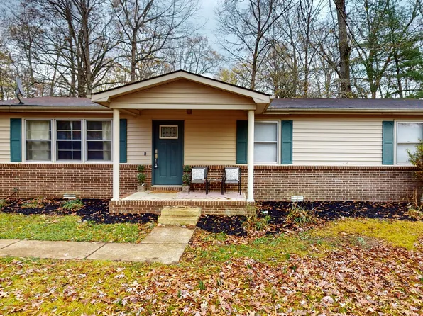 303 Inglewood Dr, Tullahoma, TN 37388