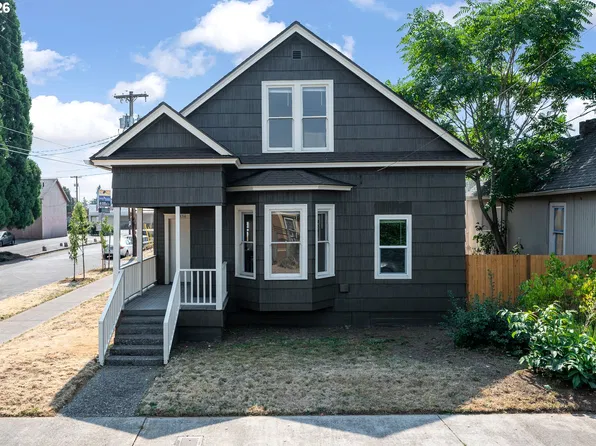 6836 SE Long St, Portland, OR 97206
